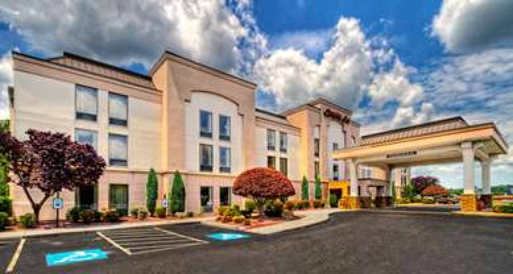 Hampton Inn Greensburg 2