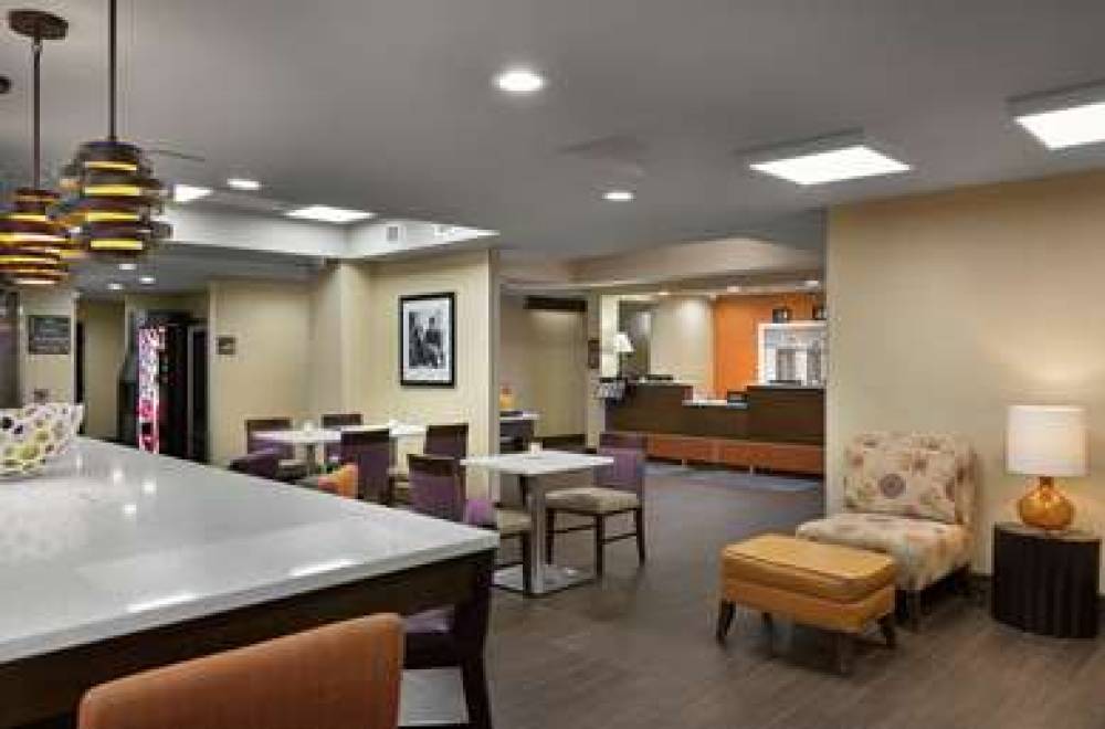 Hampton Inn Greenville/Travelers Rest 3