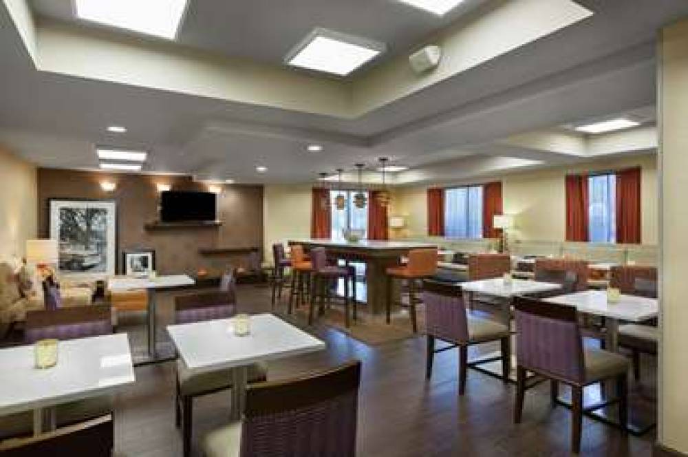 Hampton Inn Greenville/Travelers Rest 9