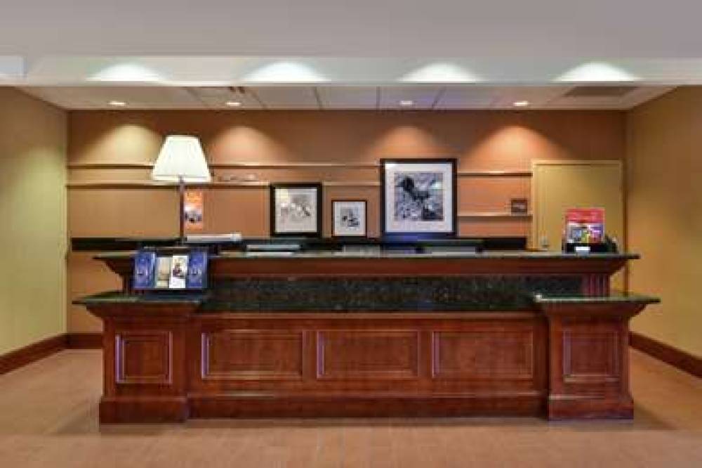 Hampton Inn Harrison, AR 4