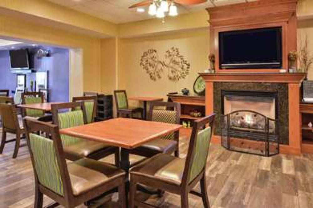 Hampton Inn Harrisonburg-South, VA 7