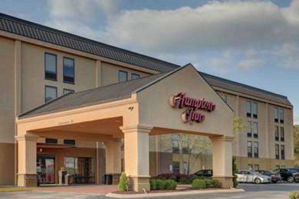 Hampton Inn Hickory Hollow 2