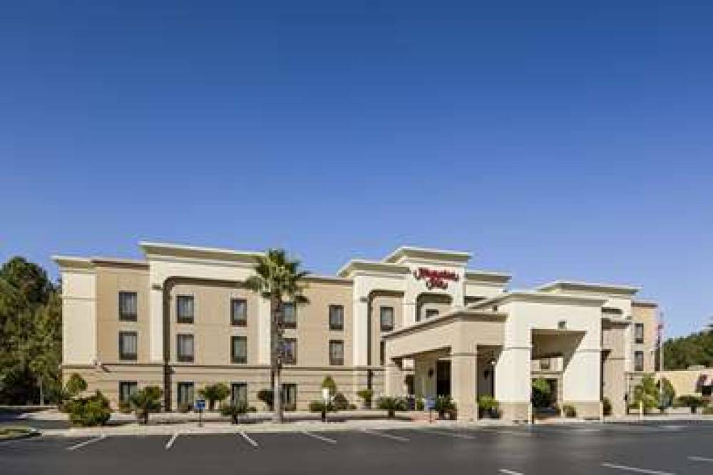 Hampton Inn Hinesville 3