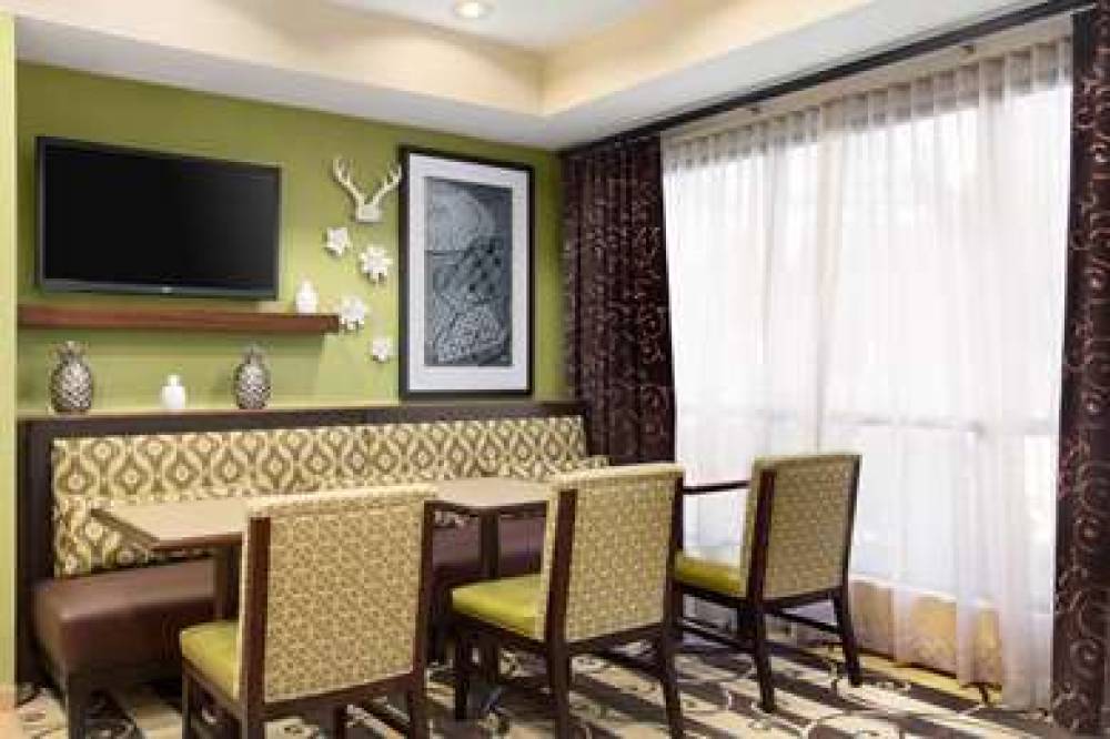 Hampton Inn Houston-Willowbrook 4