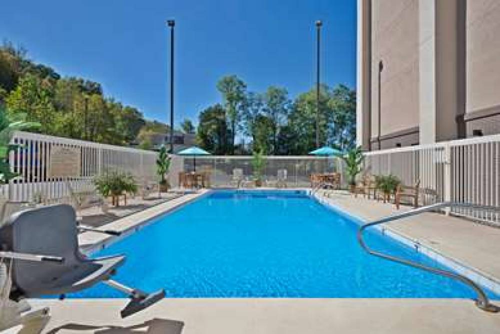 Hampton Inn Huntington/Barboursville 7