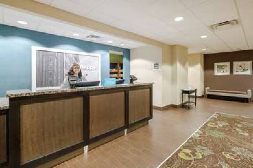 HAMPTON INN HUNTINGTON UNIVERSITY A 4