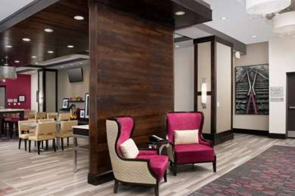 HAMPTON INN HUNTSVILLE/VILLAGE OF P 4