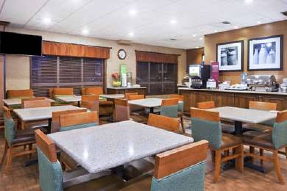 Hampton Inn Idaho Falls At The Mall, ID 10