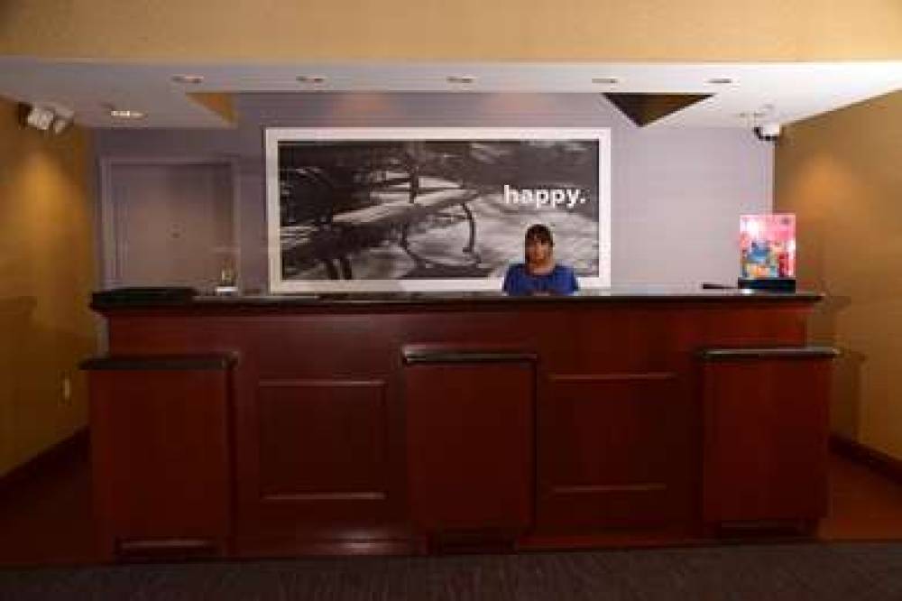 Hampton Inn Indiana 6