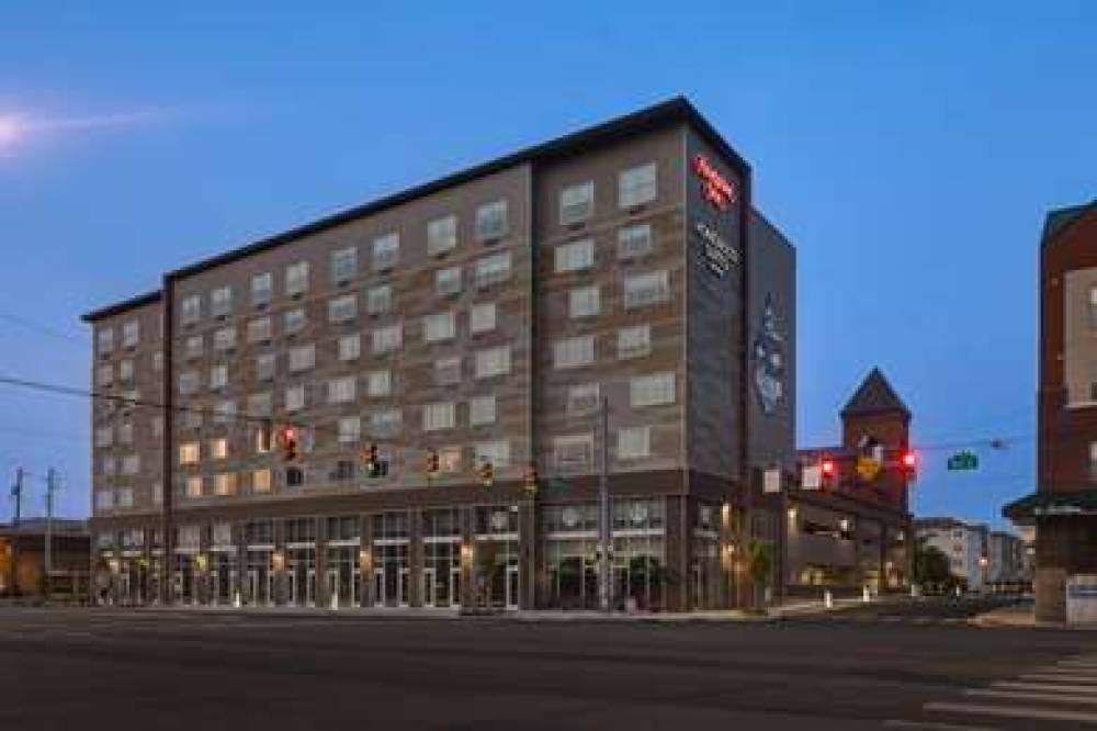 HAMPTON INN INDIANAPOLIS DT IUPUI 5