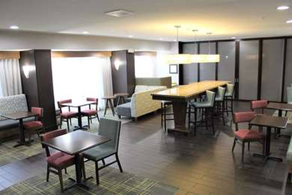 HAMPTON INN INDIANAPOLIS NW/ZIONSVI 8