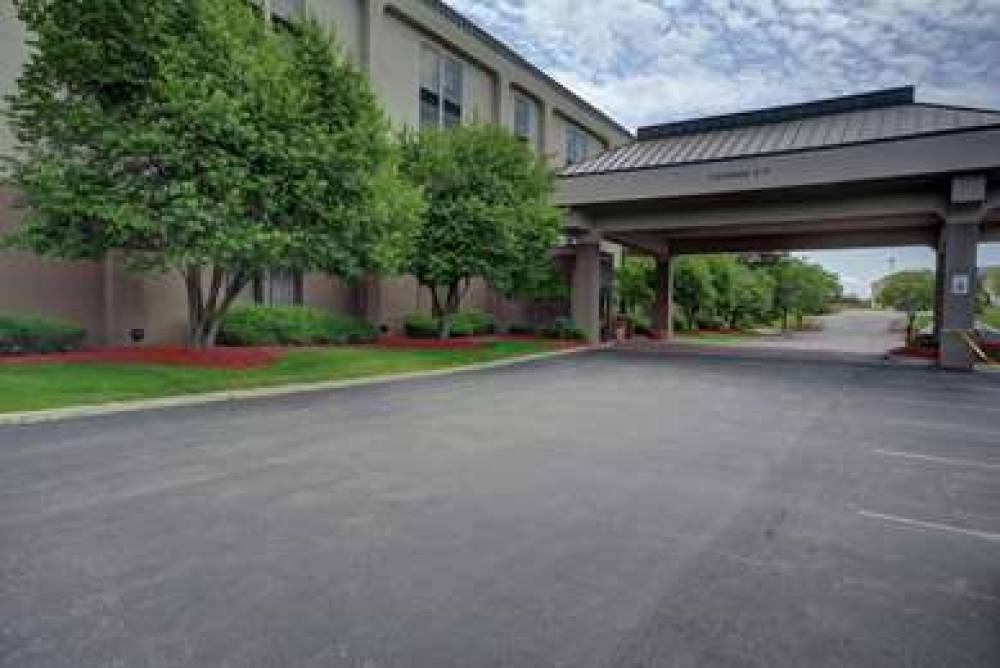 Hampton Inn Indianapolis South 4