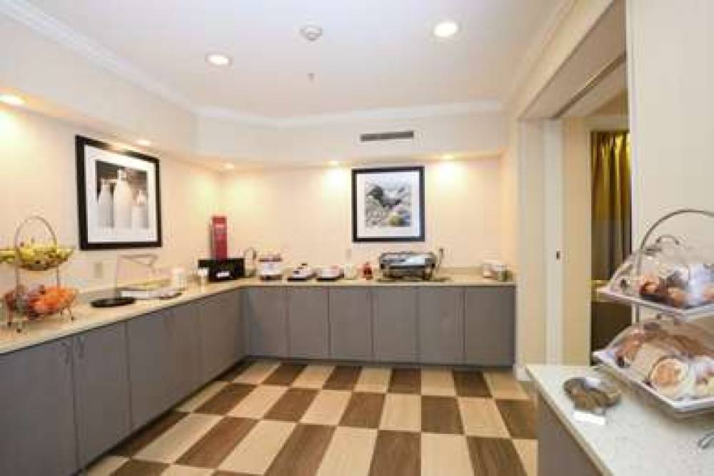 Hampton Inn Jacksonville - East Regency Square 7