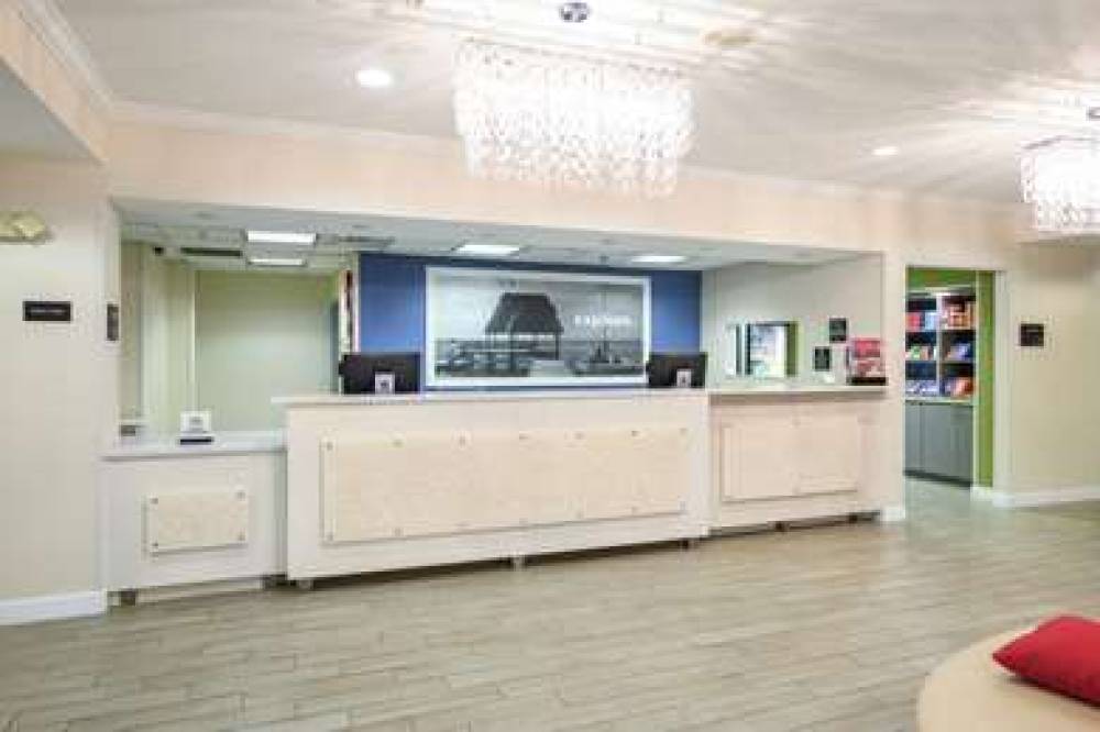 Hampton Inn Jacksonville - East Regency Square 4