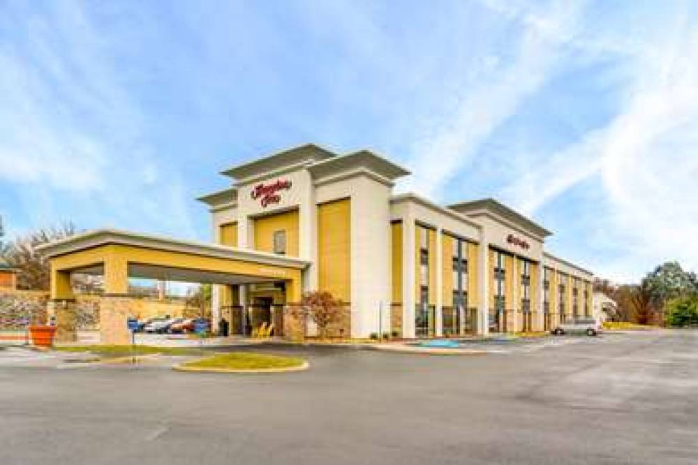 Hampton Inn Johnson City 1