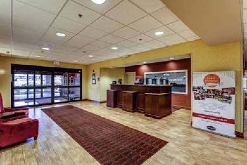 Hampton Inn Junction City 8