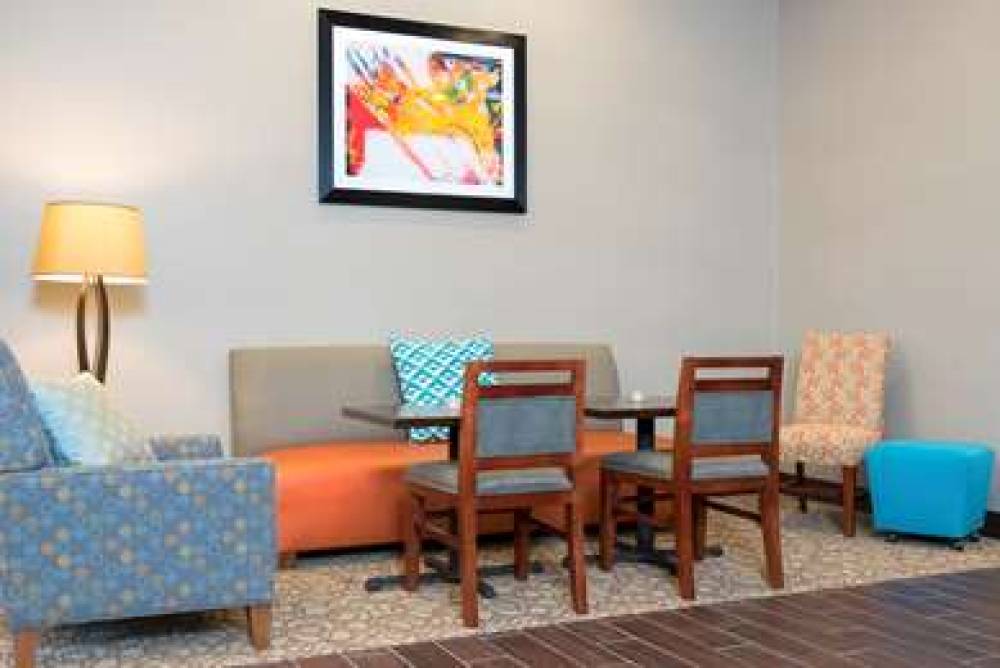 HAMPTON INN KALAMAZOO 8