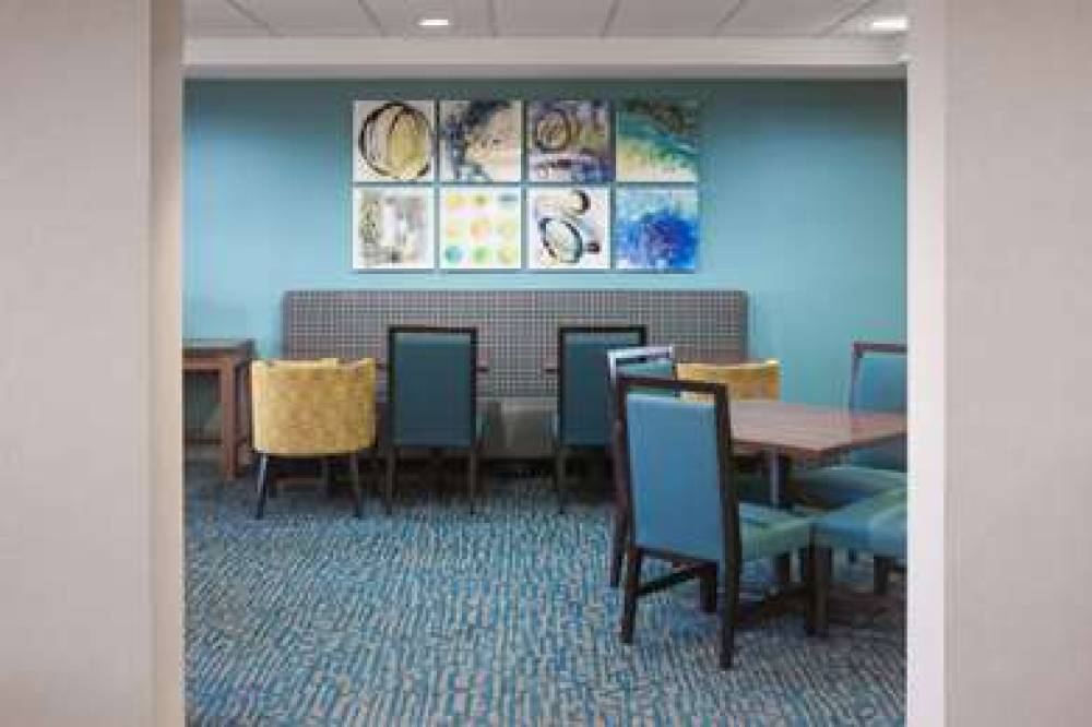 Hampton Inn Kansas City/Liberty 4