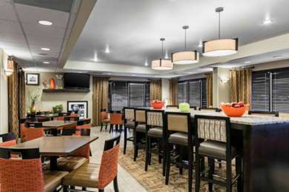 Hampton Inn Kansas City/Shawnee Mission 4