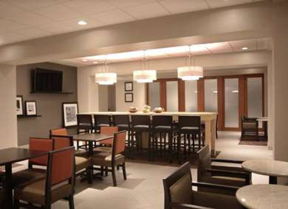 HAMPTON INN LEXINGTON MEDICAL CENTE 4