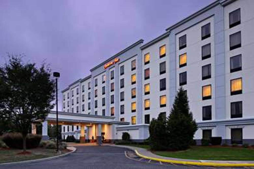 Hampton Inn Long Island/Brookhaven 2