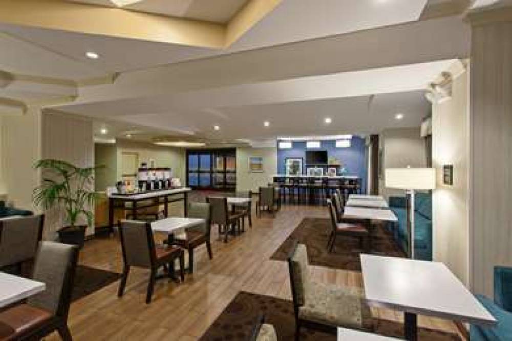 Hampton Inn Los Angeles-Int&apos;l Airport/Hawtho 5