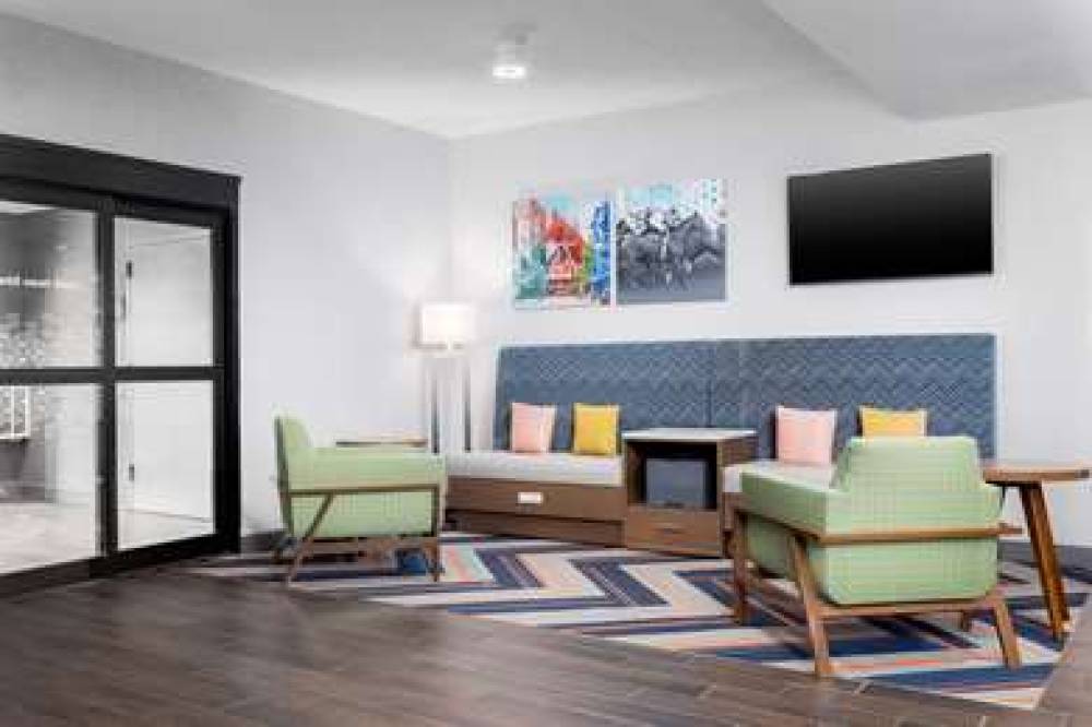 Hampton Inn Louisville-Arpt-Fair/Expo Ctr 5