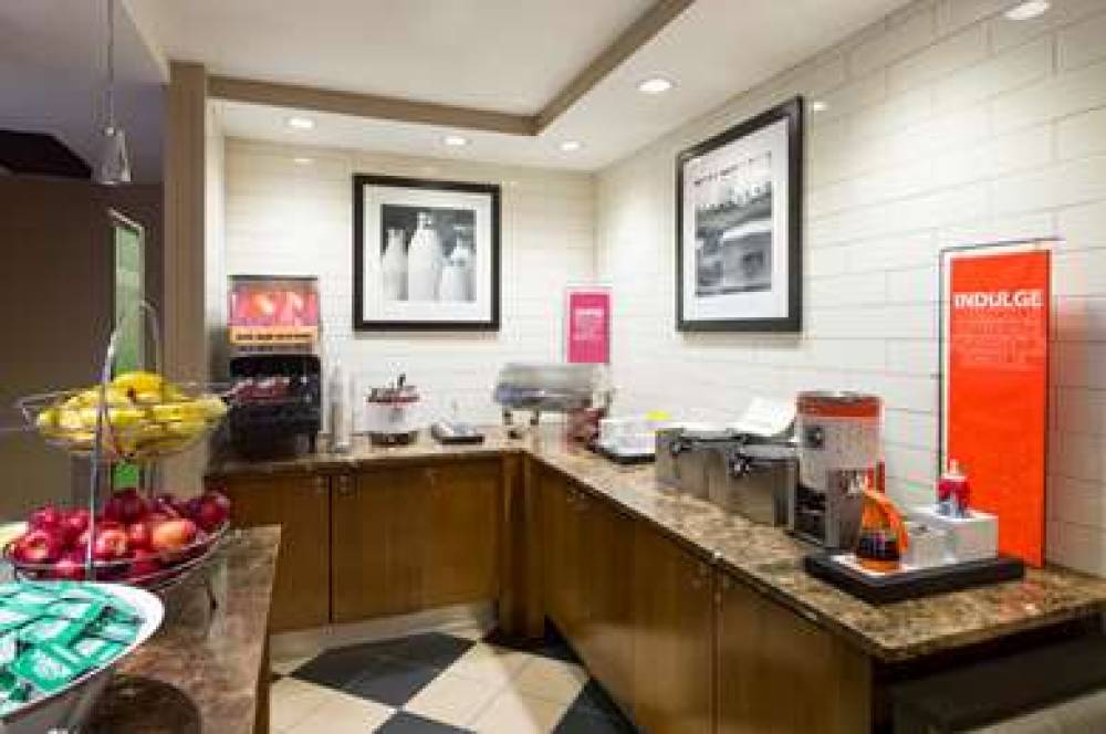 Hampton Inn Manhattan-Chelsea 7