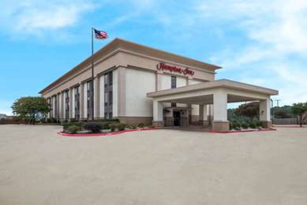 HAMPTON INN MARSHALL, TX 1