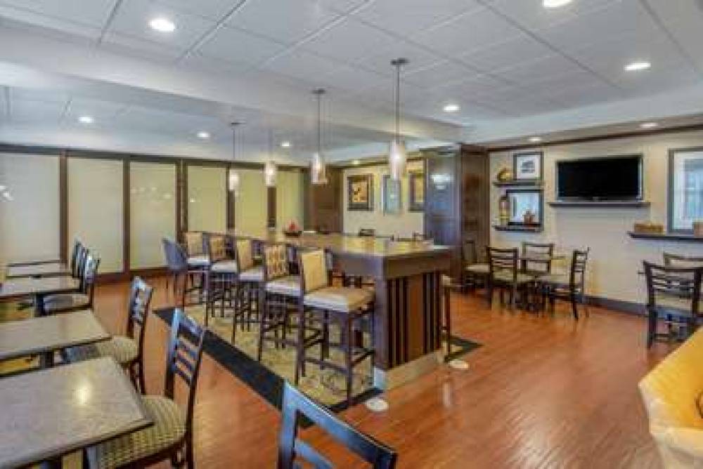 Hampton Inn Meadville, PA 6