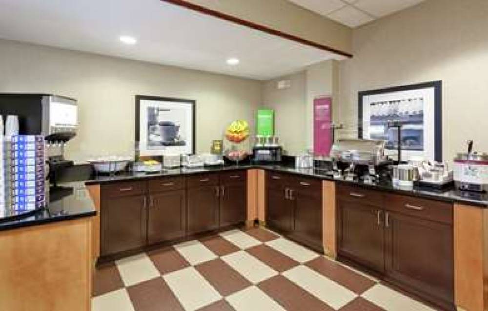 Hampton Inn Melbourne 5