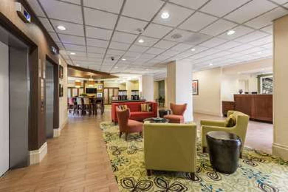 Hampton Inn Meridian 9