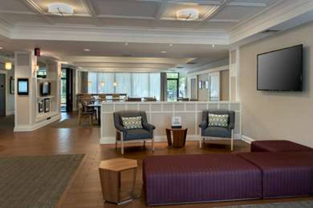 Hampton Inn Middletown 7