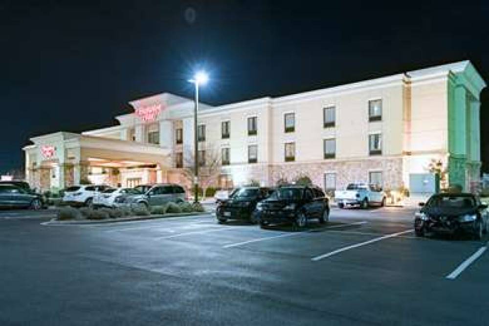 Hampton Inn Montgomery-South-Airport 2