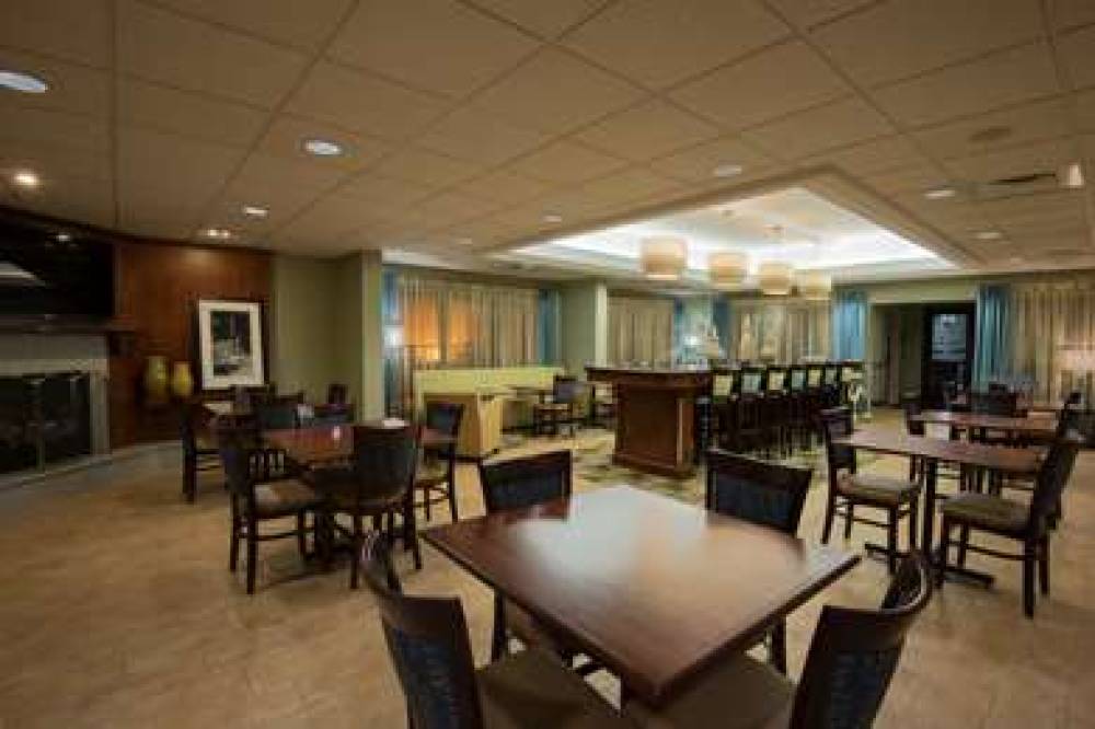 Hampton Inn Mount Airy 6