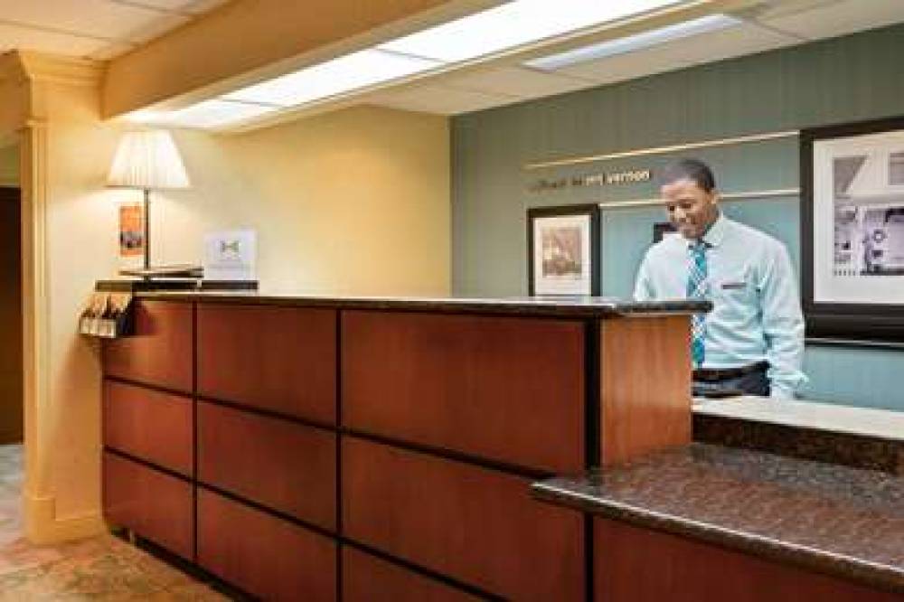 Hampton Inn Mount Vernon 5