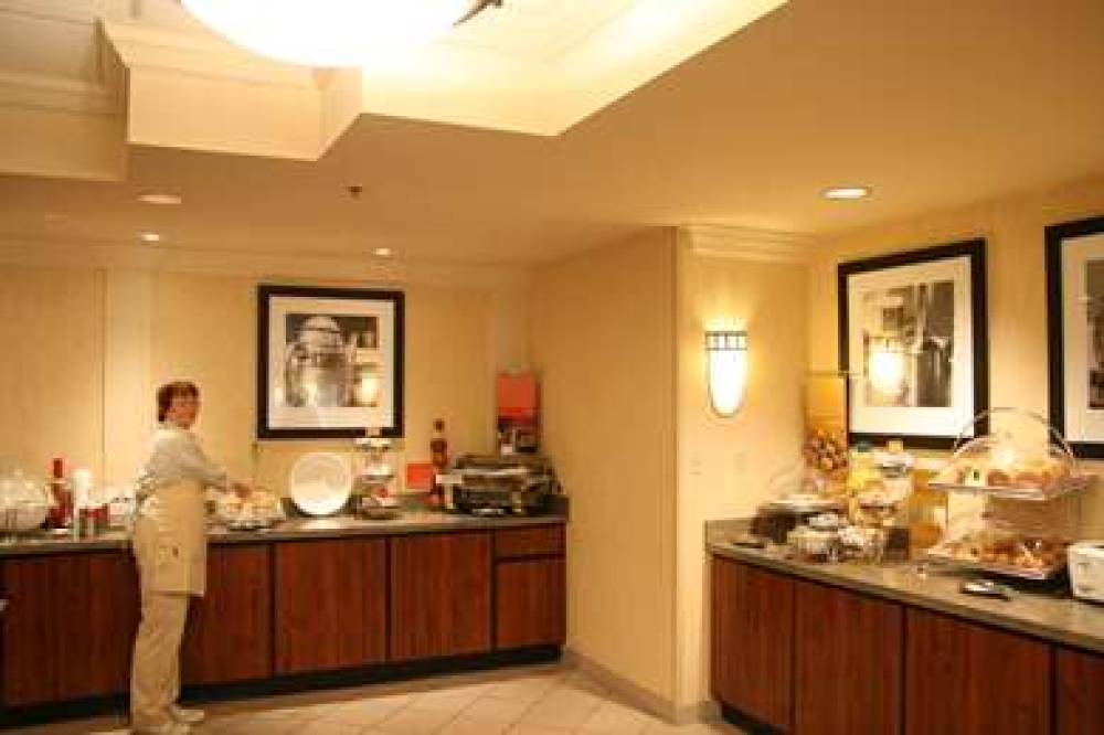 Hampton Inn Mount Vernon 9