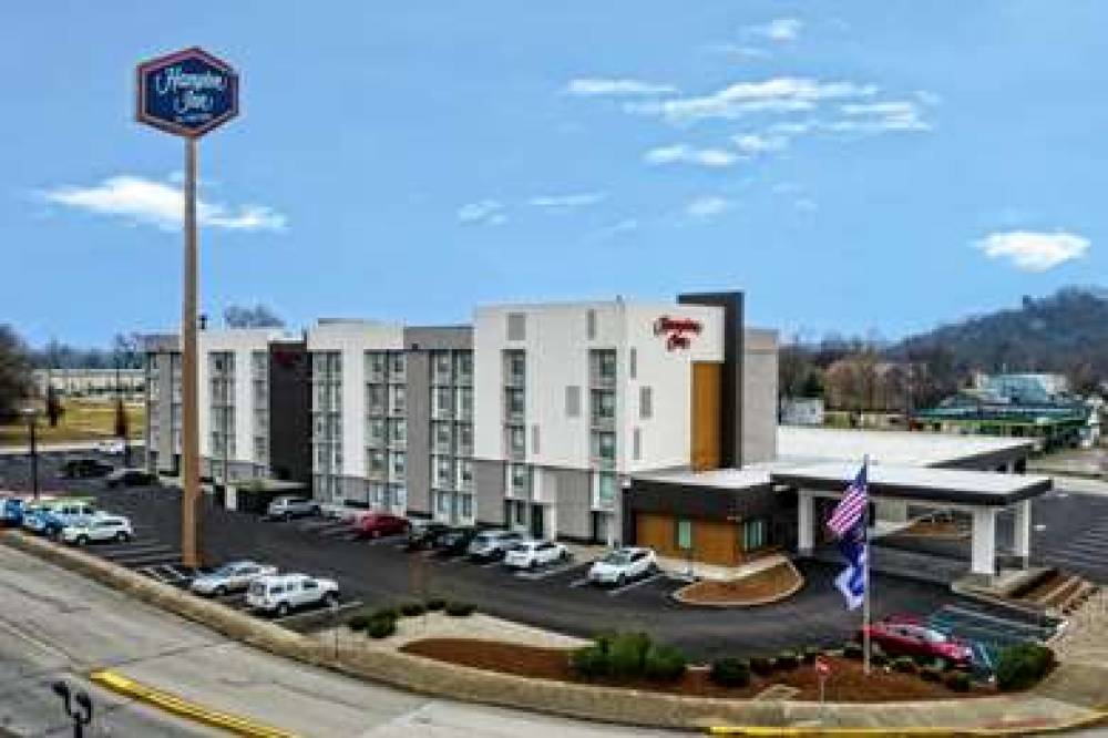 HAMPTON INN NEW ALBANY LOUISVILLE W 2