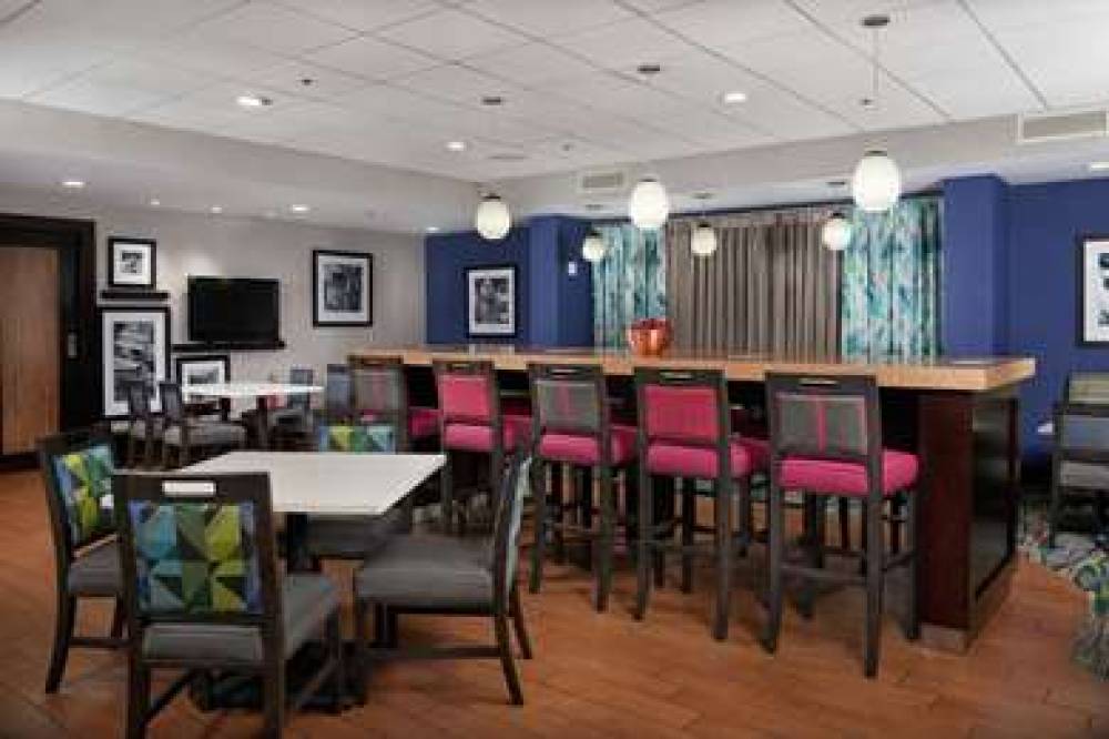 Hampton Inn Niagara Falls, USA 3