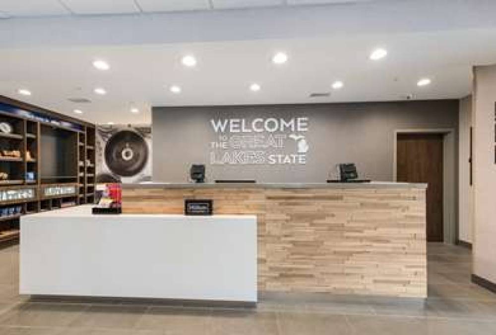 HAMPTON INN NILES 5