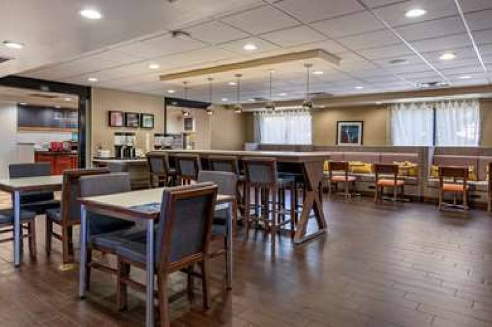 Hampton Inn Norco-Corona-Eastvale, CA 9