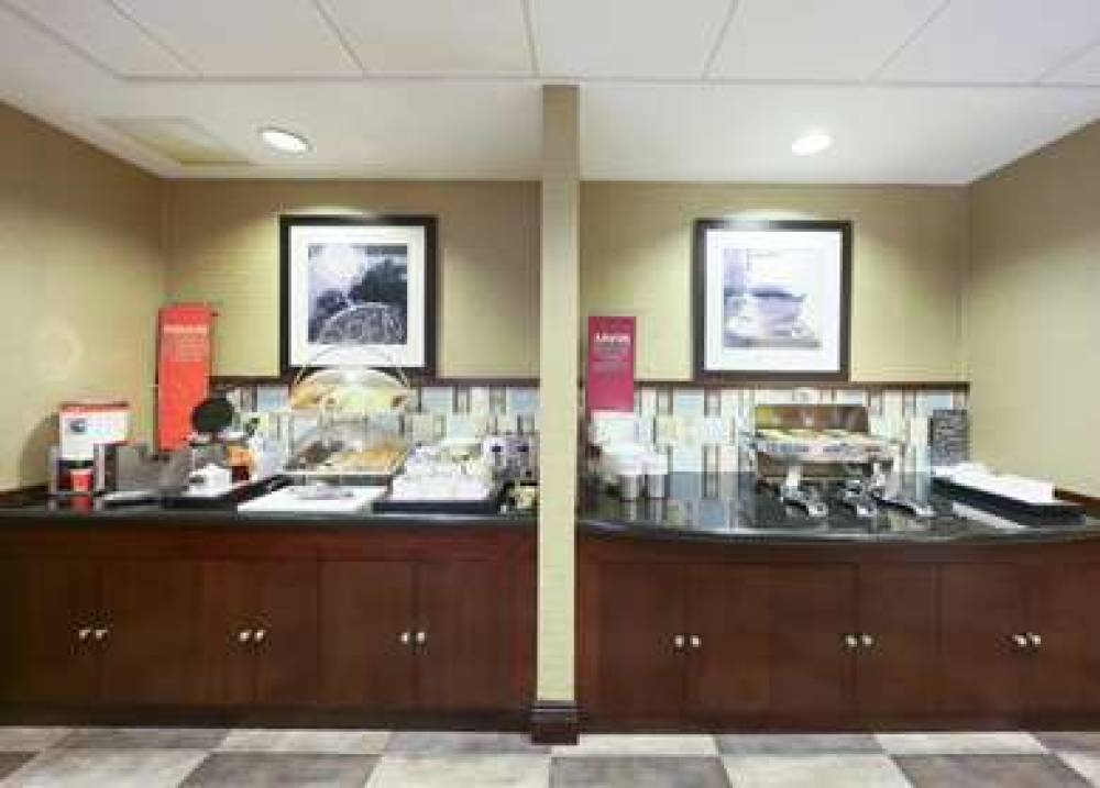 Hampton Inn North Brunswick/New Brunswick, NJ 9