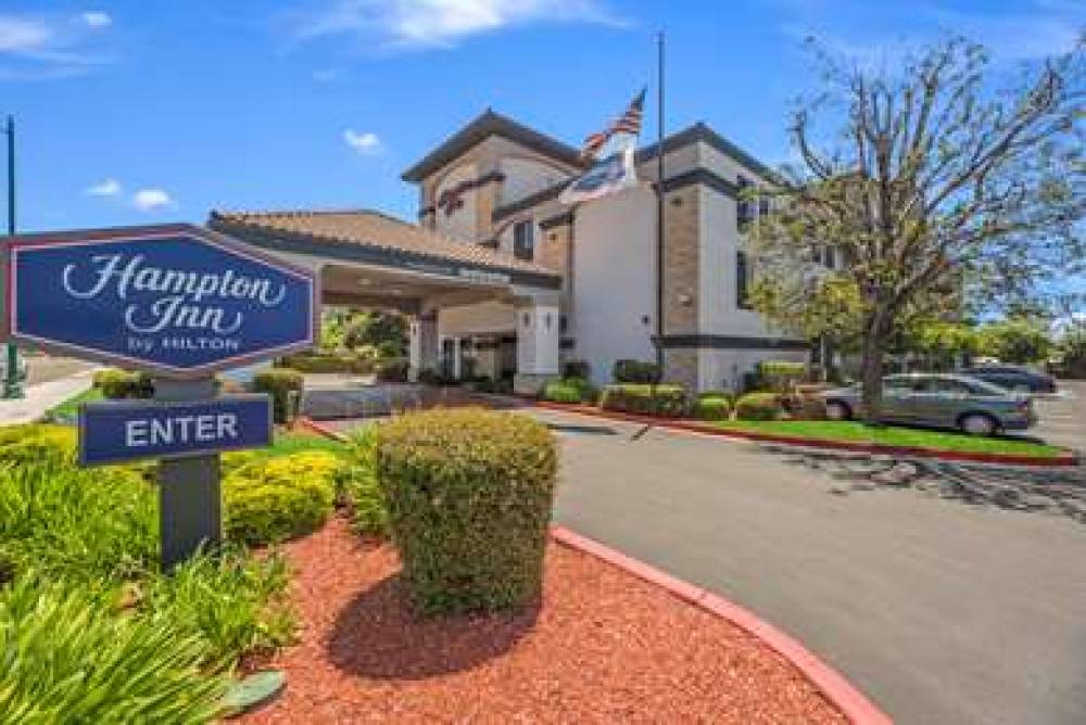 Hampton Inn Oakland-Hayward 1