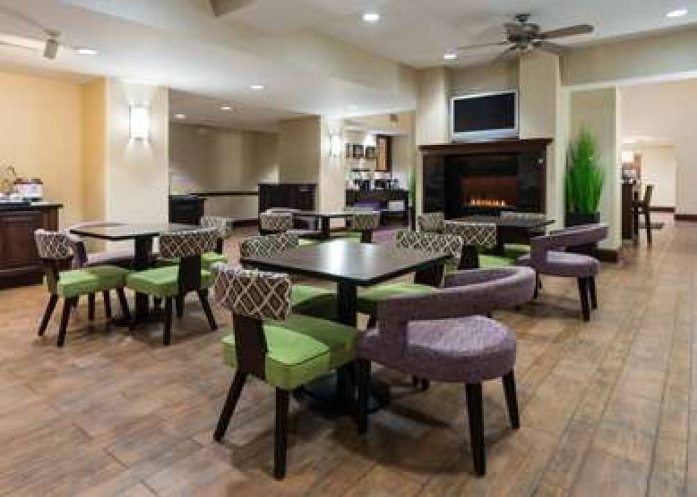 Hampton Inn Odessa, TX 8