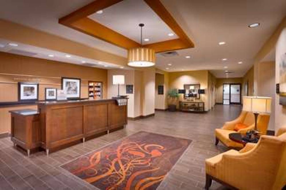 HAMPTON INN OMAHA/WEST DODGE ROAD ( 3