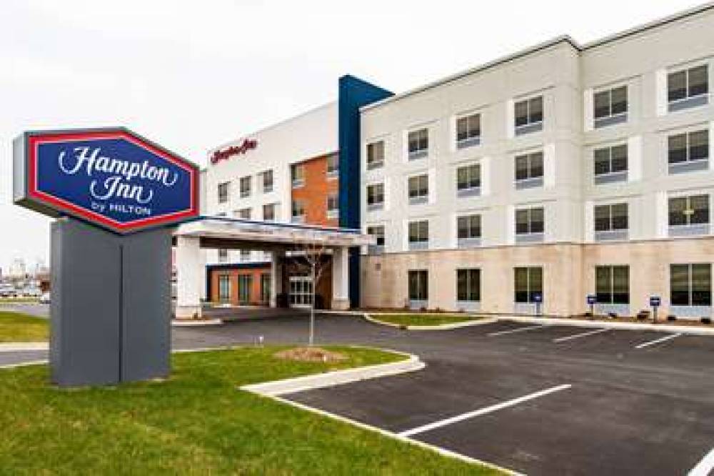 HAMPTON INN PARIS IL 3