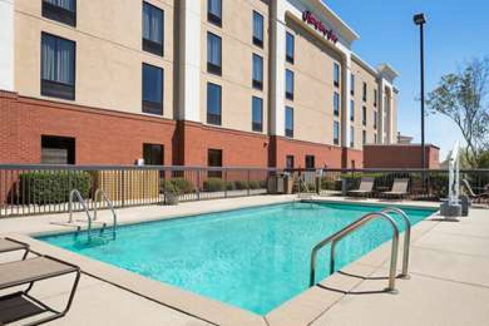 Hampton Inn Pell City 8