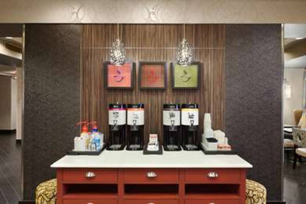 Hampton Inn Pell City 7