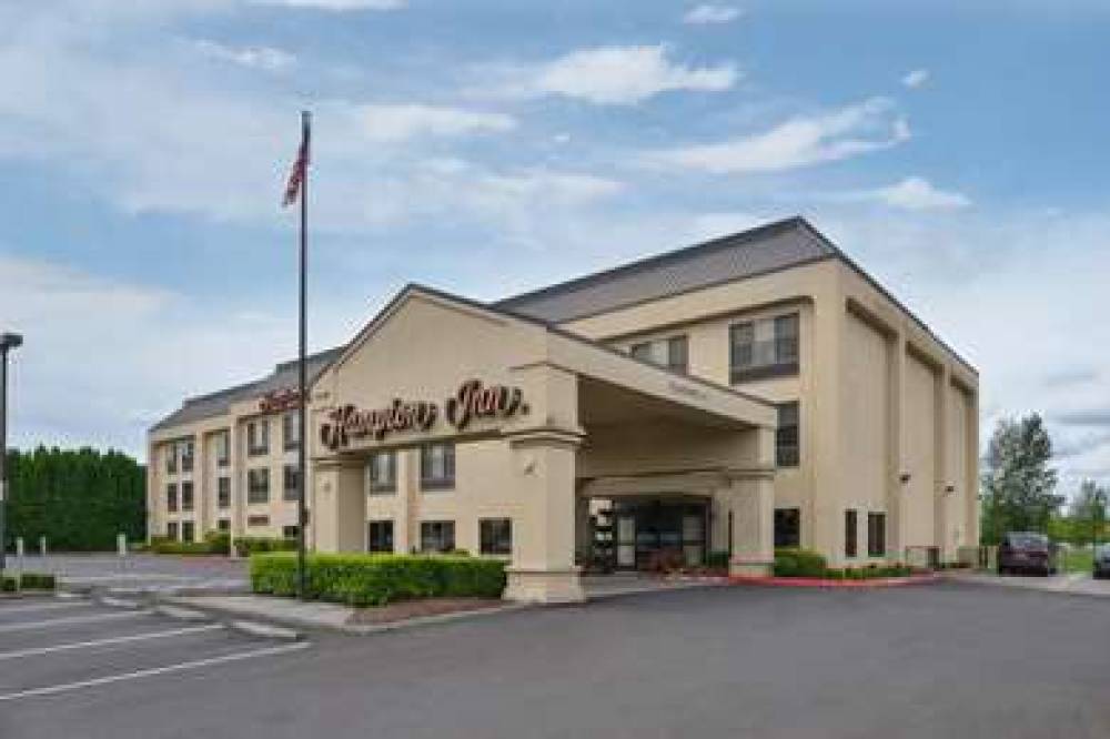 Hampton Inn Portland East 4