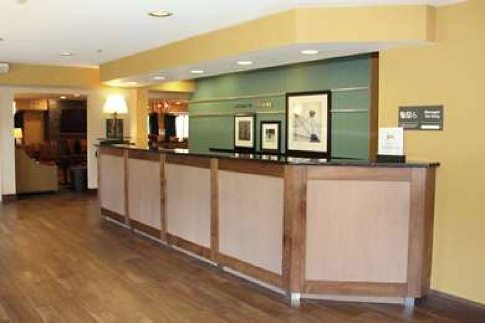 Hampton Inn Sandusky Central 5